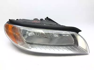 2008 - 2013 Volvo V70 XC70 Passenger Right Side Halogen Headlight Assy *Lt Haze* • $178.20