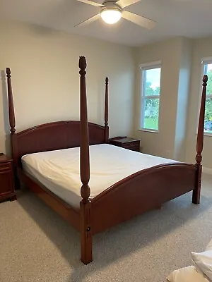 Beautiful Unique Cherry Wood Four Poster Bed Frame And Headboard - Cal King • $350