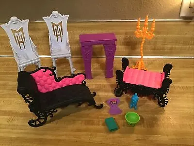 Monster High Freaky Fusion CATACOMBS CASTLE Furniture & Accessories LOT • $29.99