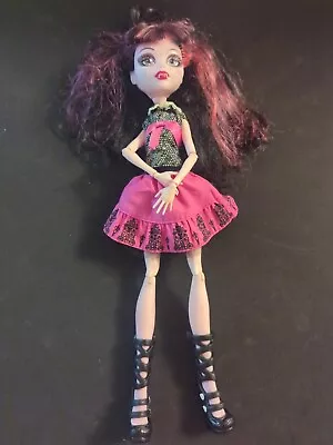 Monster High Draculaura Picture Day Doll - 2008 - Incomplete (READ) • $21.94