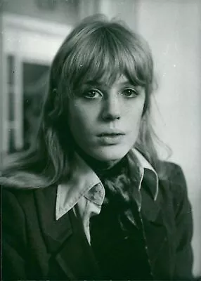 Marianne Faithfull - Vintage Photograph 1088107 • $14.90