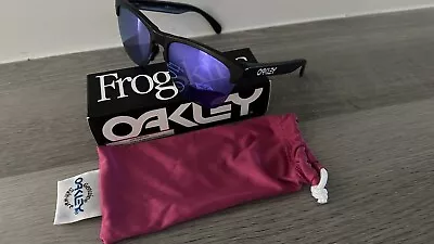 Oakley Frogskin Lite Matte Black/Violet Prizm • $55