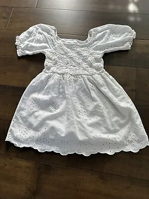 Zara White Dress Girls Size 8 • $12.50