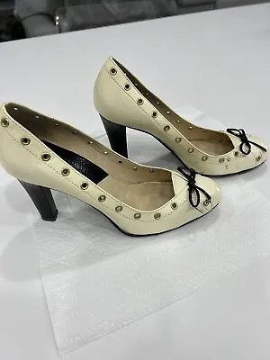 Michael Kors Womens Shoes Size 9 - See Pics • $26