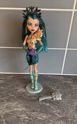 Monster High Doll Nefera De Nile Doll Boo York - With Stand & Pyramid Accessory • $49.72