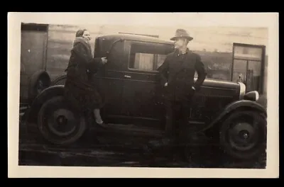 $5.99 • Buy DANGEROUS GANGSTER MAN & LAUGHING WOMAN W SPOOKY BLACK CAR ~ 1920s PHOTO