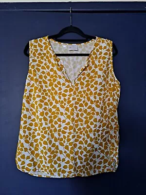 Bpc. Sleeveless Top With Mustard Yelliw Coloured Leaves. Size 20 • £3