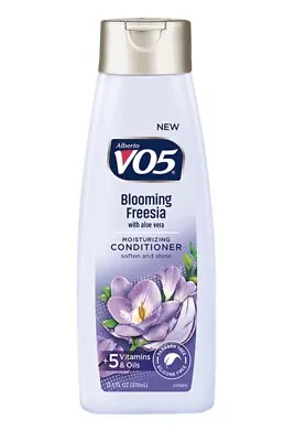 VO5 Moisturizing Conditioner Blooming Freesia Soften & Shine 12.5oz Lot Of 4 • $11.79