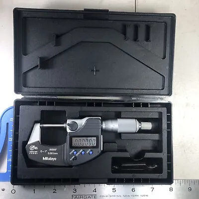 Mitutoyo 293-330 Coolant Proof IP65 Micrometer 0-1  W/ CASE Japan Made W/Battery • $119.99