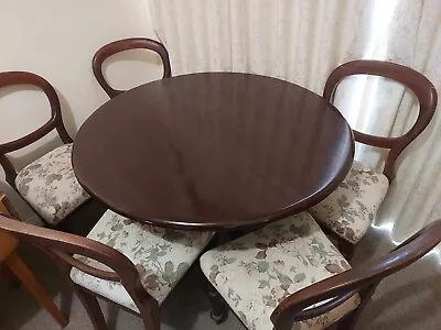 $500 • Buy Round Antique Dining Table Setting 6 Balloon Back Chairs 