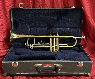 Vintage Conn 16B Trumpet With Hard Case & Conn 7C Mouthpiece Brass Instrument • $118