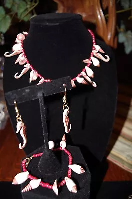 Seahorse Beaded Shell Necklace Bracelet & Earrings Set • $16.50