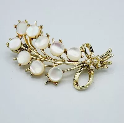 Vintage Mother Of Pearl Tree Of Life Goldtone Brooch 028 • $13.95