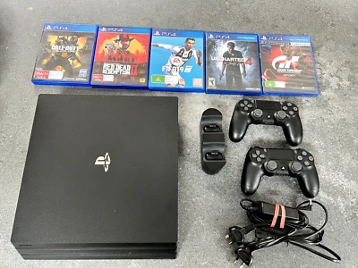 $143.50 • Buy Sony PlayStation 4 Pro (Mdl CUH-7202B) Dual Charger, 2 Controllers & 5 Top Games
