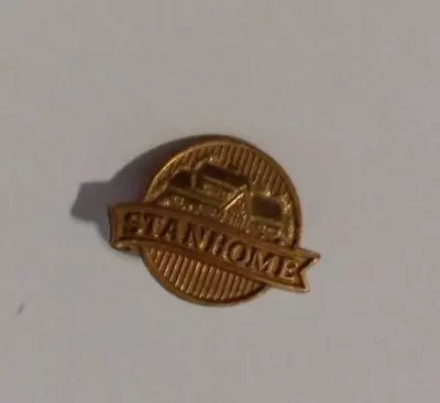 StanHome Small Gold Tone Vintage Lapel Pin • $10.80