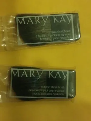 $6.30 • Buy Mary Kay Compact Cheek Brushes