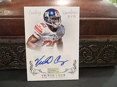 National Treasures Autograph Giants Auto Victor Cruz 21/25   2013 • $350