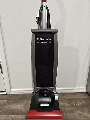 Electrolux EP9027 Professional Vacuum Cleaner • $59.99