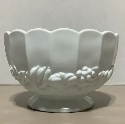 VTG RARE Indiana White Milk Glass Large Centerpiece Serving Fruit Bowl Pedestal • $32.50