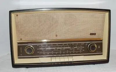 Vintage Grundig Multi Band Radio Model 2520U • $49.99