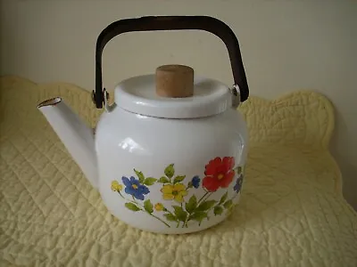Vintage Enamel 3-Cup Tea Pot • $21.99
