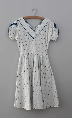 Vintage 1950s Dress   50s Blue And White Teardrop Dress With Full Skirt   XS/S • $40