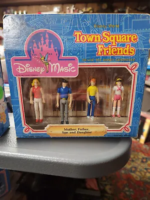 VINTAGE Disney Magic Town Square Friends Family Father Mother Daughter Son • $11.99