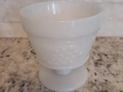 Milk Glass Grapevine Small Candy Trinket Sugar Dish Bowl Pedestal 3.5” X 3.5  • $9