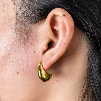 9ct Gold  Heart Hoop Earrings • £10.99