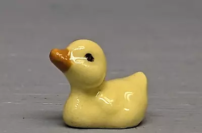 Tiny Hagen Renaker Yellow Duckling Swimming • $8