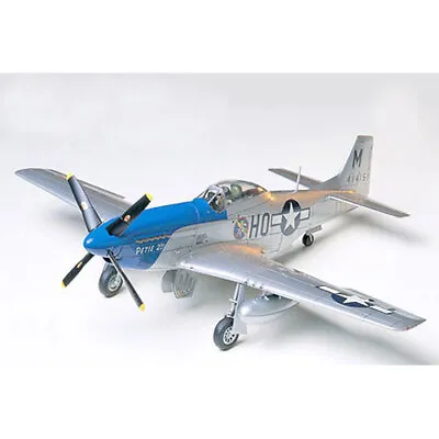 TAMIYA 61040 N.A.P-51d Mustang 8th AF 1:48 Aircraft Model Kit • £19.45