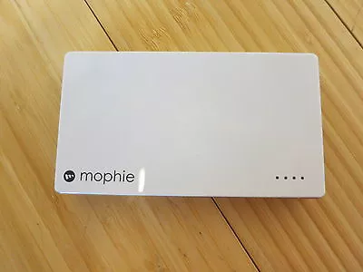 Mophie Juice Pack Powerstation WHITE Universal Quick Charge 4000mAh Battery • $12.99