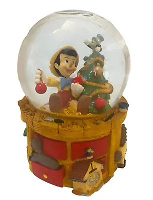 DISNEY ENESCO PINOCCHIO Deck The Halls Snow Globe MUSIC BOX Xmas When You Wish • $42.27