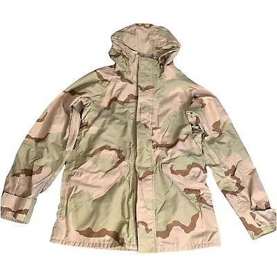 Military Cold Weather Desert Camouflage Parka Jacket Sz Medium Long Hood • $44.97