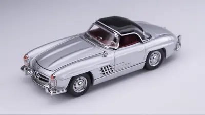 1:64 GFCC Mercedes-Benz 300SL Roadster Soft Top/Hard Top Metal Chassis • $18.99
