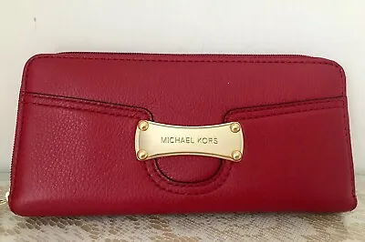 NWT Michael Kors Leather Saratoga Zip Continental Wallet Red Navy Luggage • $99.99
