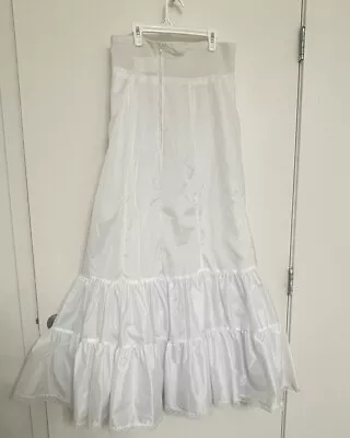 White A-line Fit And Flare Petticoat • $20