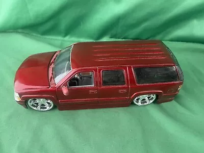 Jada Toys Dub City Red 2000 Chevy Suburban Diecast SUV 1:24 Scale  (READ) • $24.99