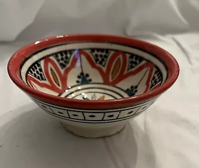 VINTAGE SIGNED SALAH SAFI Pottery Bowl Morrocan Floral 5” Whitered And Black • $35