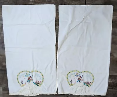 Vintage Pillow Cases Set Of 2 Linen Floral Embroidery  • $9.99