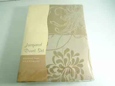 Jacquard King Size Duvet Set Floral Design Beige & Cream Colour NEW IN PACK • £13.99