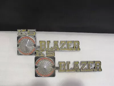 1975-1980 Chevy K5 Blazer Fender Emblems Set Gm 349697 Metal Trim Badge Chevy • $146