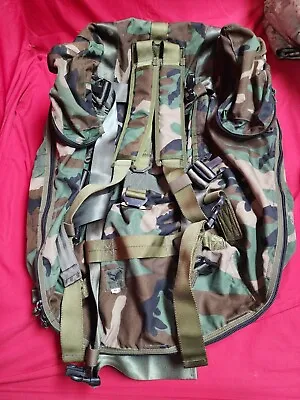 Eagle USA Military Army Camo Parachute Pack Backpack Rucksack Drop Bag Unisex M • $120