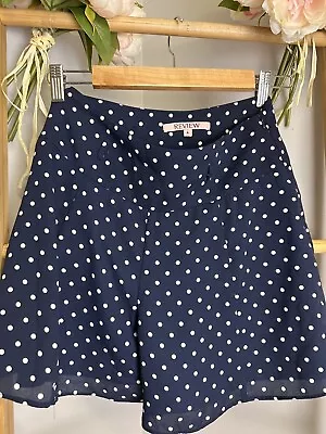 Review High Waisted Polka Dot Shorts Size 6 • $0.99