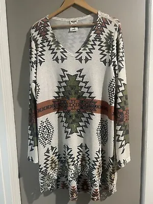 Vocal Womens Tunic Dress Size 2XL White Green Aztec Embellished Long Sleeve • $25