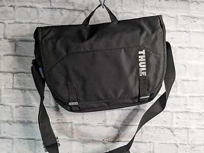 Thule Crossover TCMB-115 15.4-Inch Macbook/Pro/Air Messenger Bag  Nice!   S12 • $55.25