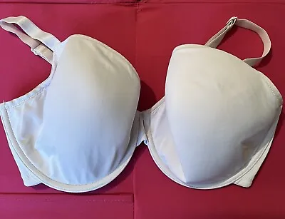 Panache Moulded White T-shirt Bra. Size 38 F. Underwired. Good Condition. • £7.50