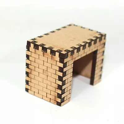 £3.99 • Buy OO Gauge Model Railway MDF Laser Cut Brick Bus Stop 00 50mm X 30mm X 38mm