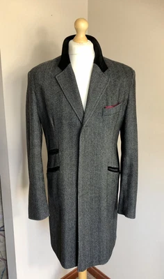 £59.99 • Buy CLASSIC LONDON Wool Blend Herringbone Tweed Covert Coat Velvet Collar Size M