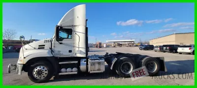 2015 Mack CXU613 Day Cab  NO RESERVE # 2553  529 IL  • $14000